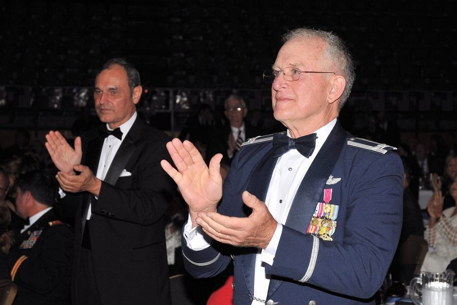 Recognition DSC 7465